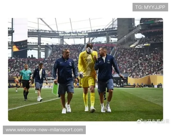 凯恩禁区外贴地斩入网，拜仁慕尼黑一脚致命