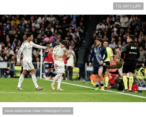 皇马末节控球压节拍，稳稳守到终场，皇马的球赛